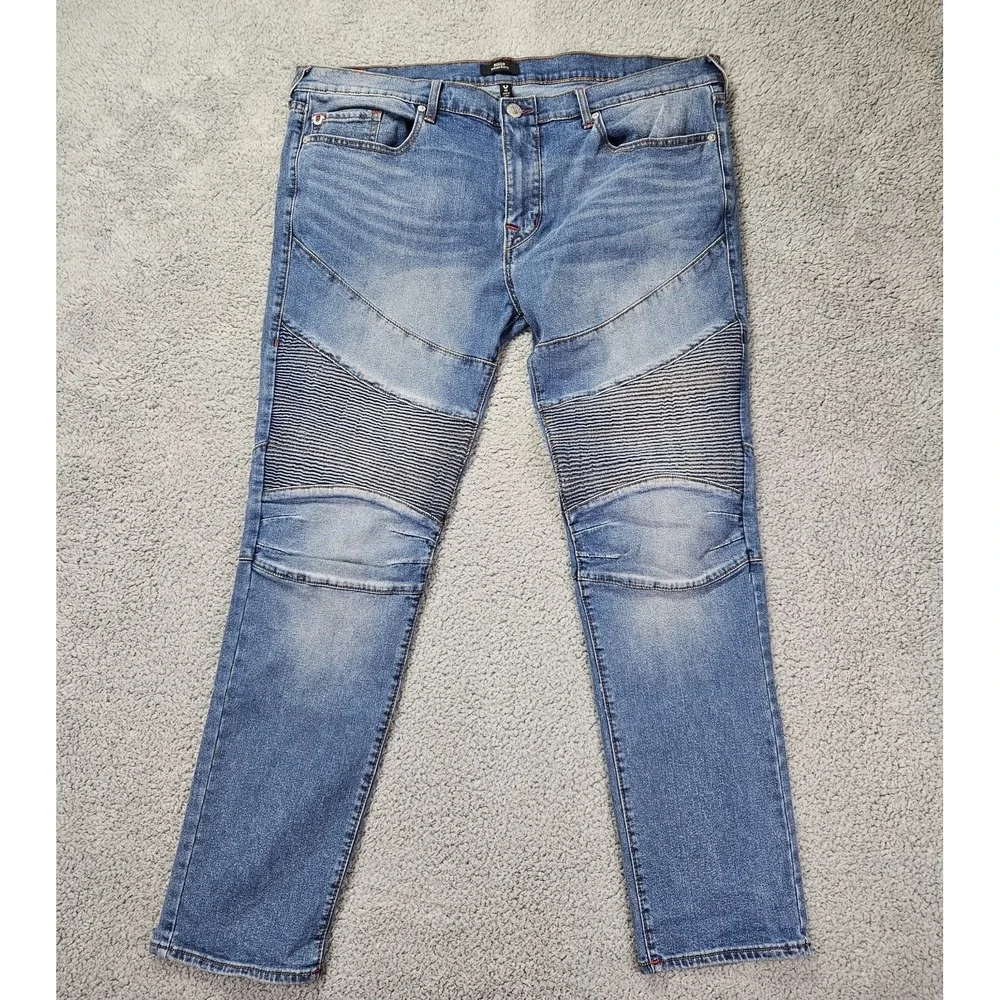 True Religion Rocco Relaxed Skinny Moto Jeans Men's 40x30 Light Wash Red Stitch